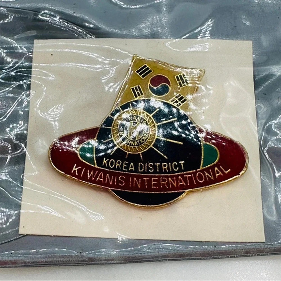 Kiwanis Tack Pin Set International Domestic 11 Pins Y2K 1995 Korea Las V… - Picture 10 of 13